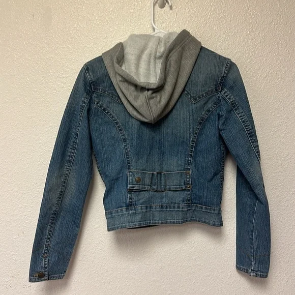 Baccini women’s hooded denim jean jacket size small - Picture 3 of 4